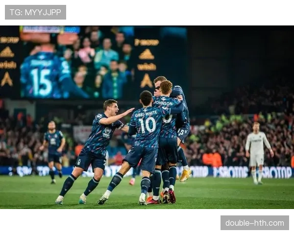 诺丁汉进攻策略深度解析：创新战术引领赛场新潮流