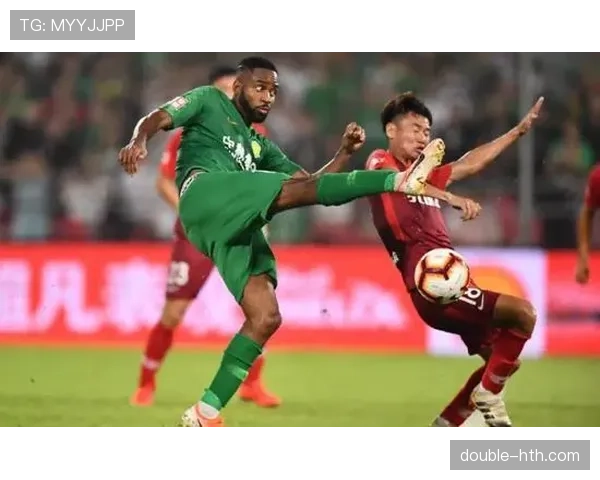 护脸动作中手球判定的争议点在哪些环节容易被忽视？